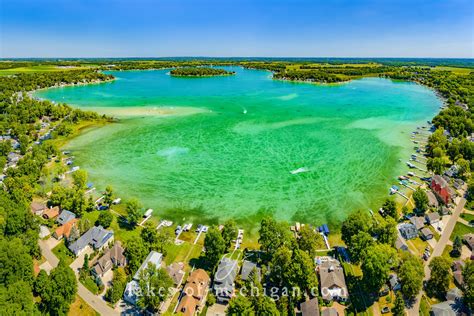 Diamond lake michigan - Video taken by my Parrot Bebop2 drone at Diamond Lake in Cassopolis, Michigan.